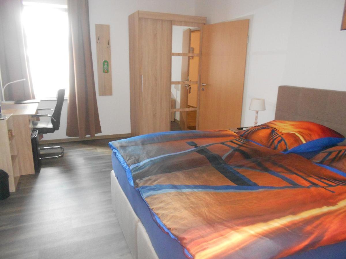 Kajuete Hotel Brake  Ngoại thất bức ảnh