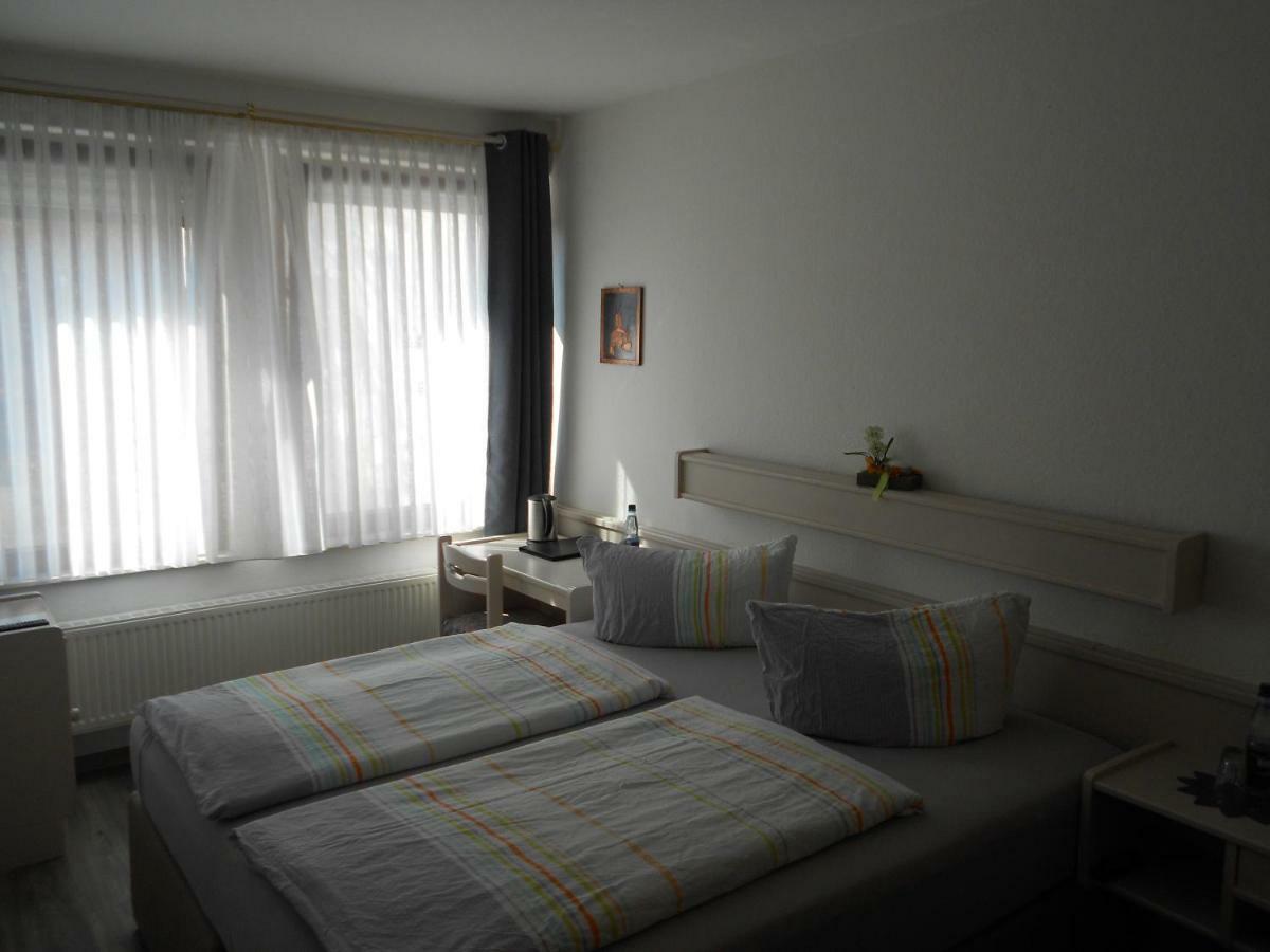 Kajuete Hotel Brake  Ngoại thất bức ảnh